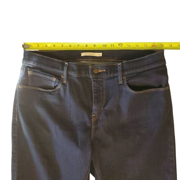 Levi’s Women’s Curvy Boot Cut Jeans Size 33 Dark Wash Stretch Denim - Picture 7 of 10